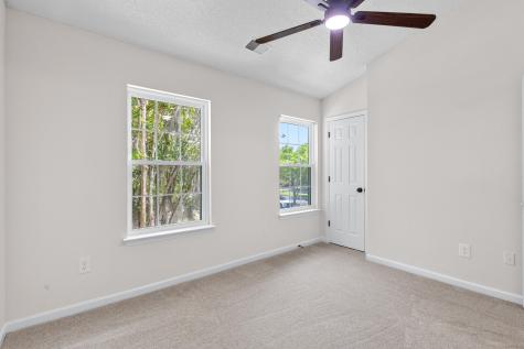 8032 Shadow Oak Drive North Charleston SC 29406