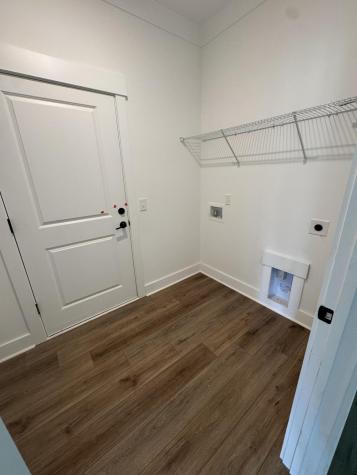 1960 Central Avenue Summerville SC 29483
