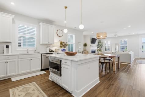 1731 Indy Drive North Charleston SC 29405
