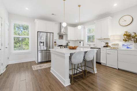1731 Indy Drive North Charleston SC 29405