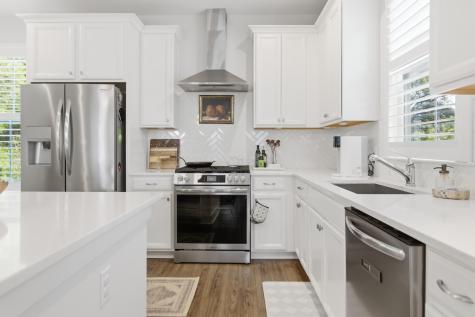 1731 Indy Drive North Charleston SC 29405