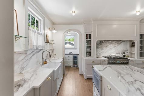 894 Rutledge Avenue Charleston SC 29403