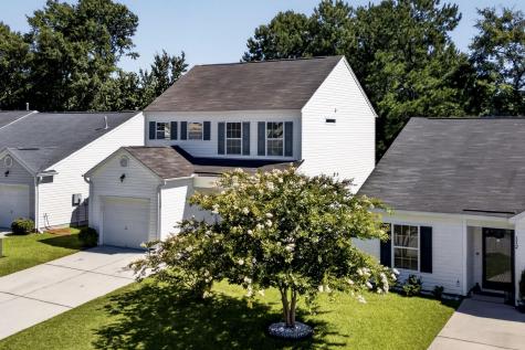 114 Coosawatchie Street Summerville SC 29485