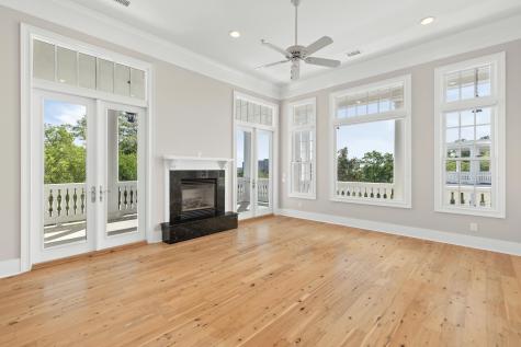 136 Fairbanks Oak Alley Daniel Island SC 29492