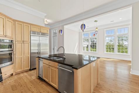 136 Fairbanks Oak Alley Daniel Island SC 29492