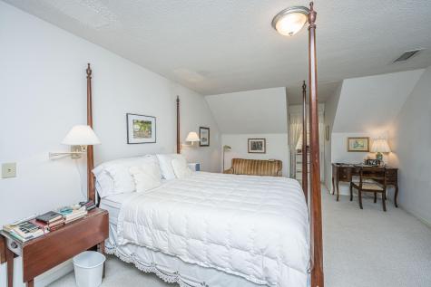 1527 Saint Helenas Point Charleston SC 29407
