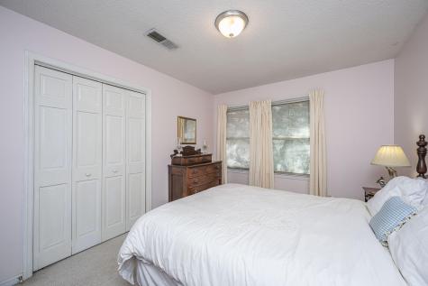 1527 Saint Helenas Point Charleston SC 29407