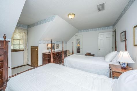 1527 Saint Helenas Point Charleston SC 29407
