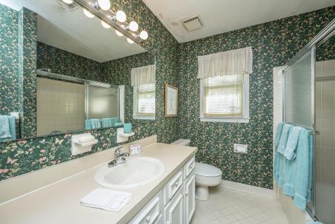 1527 Saint Helenas Point Charleston SC 29407