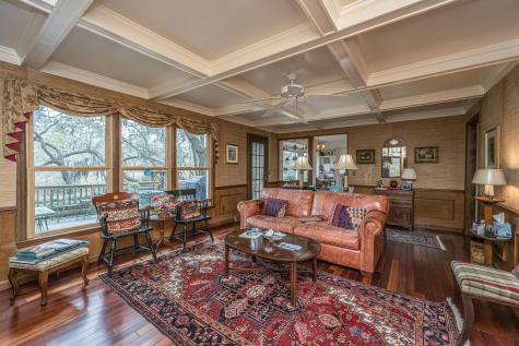 1527 Saint Helenas Point Charleston SC 29407