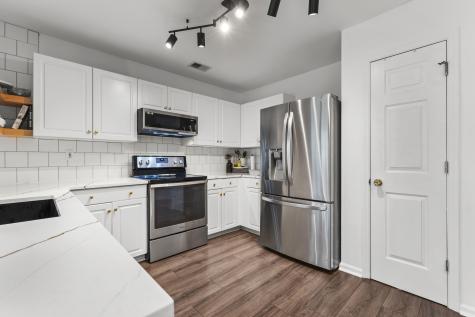 8071 Long Shadow Lane North Charleston SC 29406