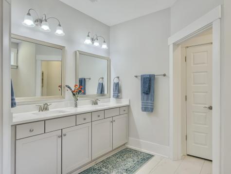 6194 Wilkes Pond Drive Hollywood SC 29449