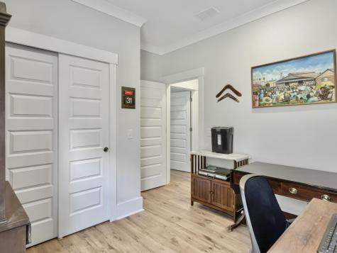 6194 Wilkes Pond Drive Hollywood SC 29449