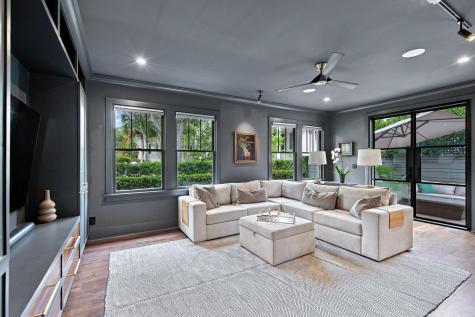 58 Laurens Street Charleston SC 29401