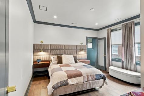 58 Laurens Street Charleston SC 29401
