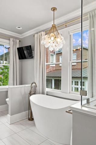 58 Laurens Street Charleston SC 29401