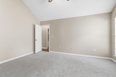 529 Beechcraft Street Charleston SC 29407