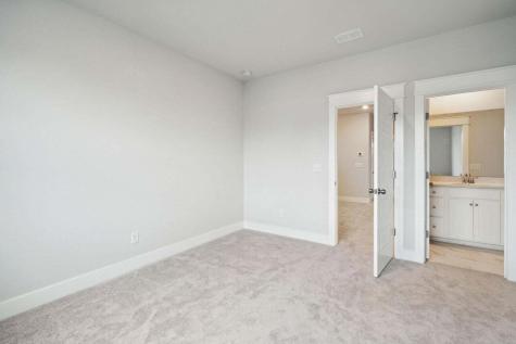 295 Denham Street Summerville SC 29486