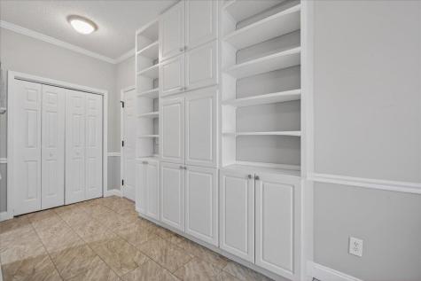 2461 Shadowcreek Court North Charleston SC 29406