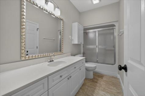 2461 Shadowcreek Court North Charleston SC 29406