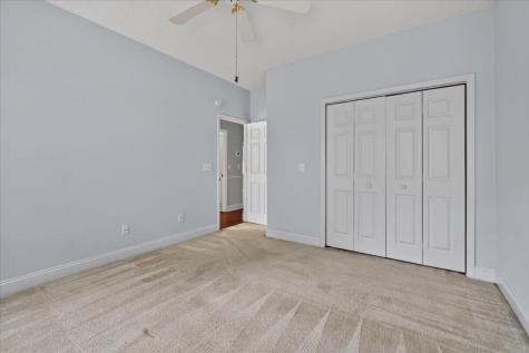 2461 Shadowcreek Court North Charleston SC 29406