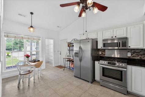 135 Hanahan Plantation Circle Hanahan SC 29410