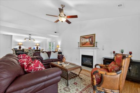 135 Hanahan Plantation Circle Hanahan SC 29410