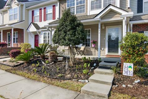 131 Hornby Circle Goose Creek SC 29445