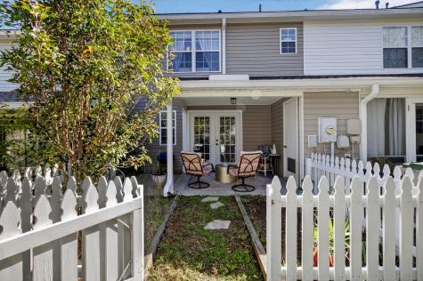 131 Hornby Circle Goose Creek SC 29445