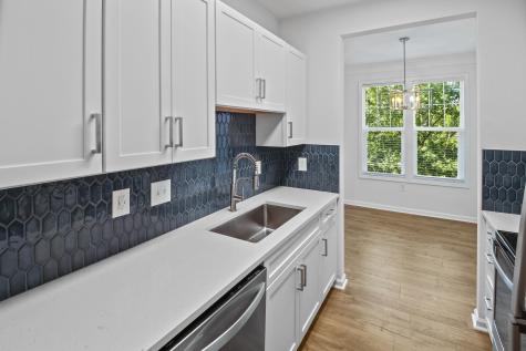 2033 Chatelain Way Mount Pleasant SC 29464