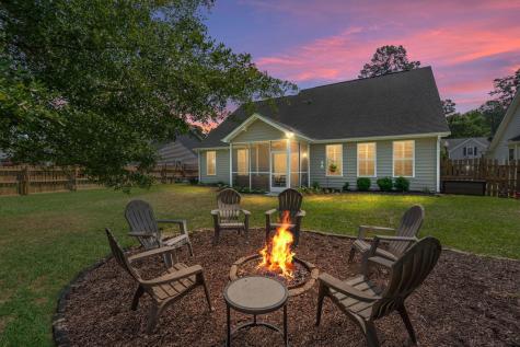 103 Lahina Cove Summerville SC 29483