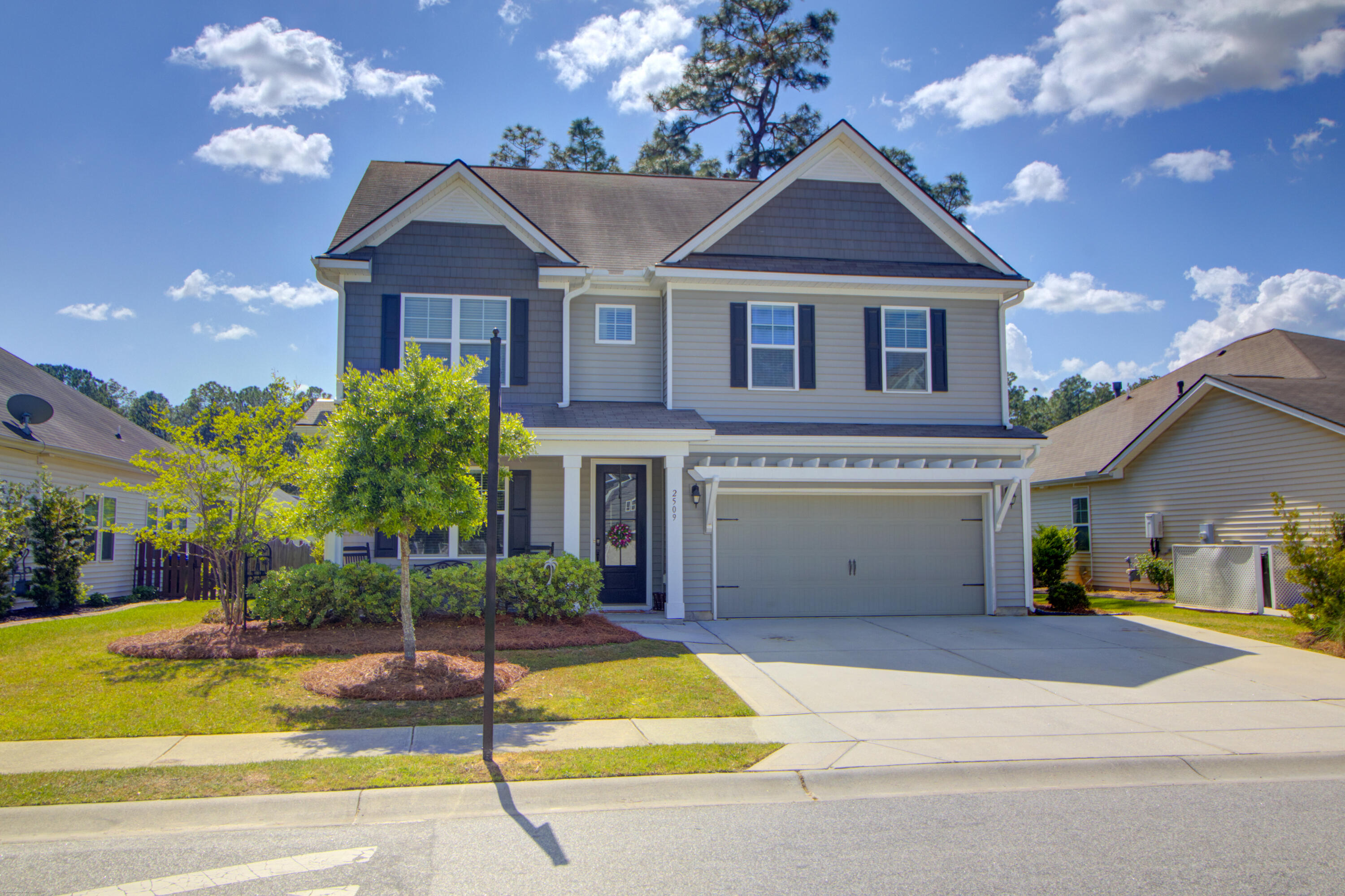 2509 Hummingbird Lane Summerville SC 29483