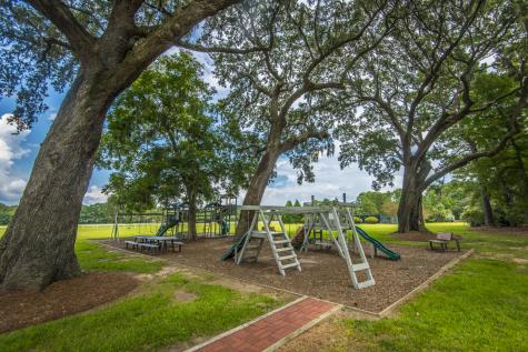 5084 Timber Race Course Hollywood SC 29449