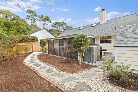 1115 Honeysuckle Court Mount Pleasant SC 29464