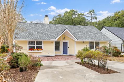 1115 Honeysuckle Court Mount Pleasant SC 29464