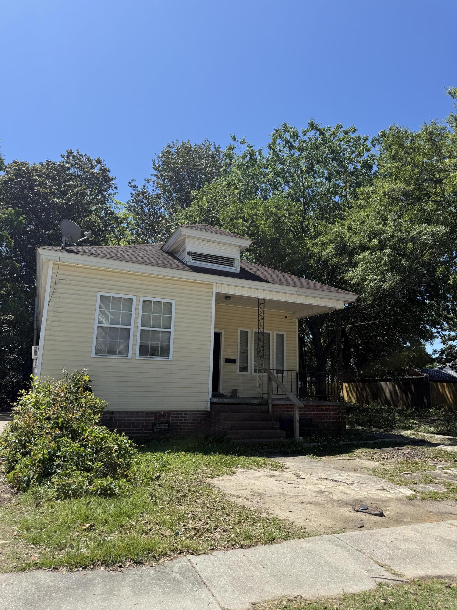 1811 Carlton Street North Charleston SC 29405