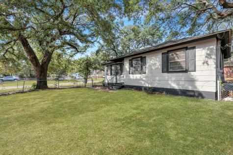 1652 Larry Street North Charleston SC 29405