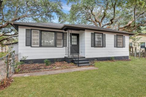 1652 Larry Street North Charleston SC 29405