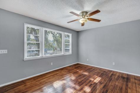 1652 Larry Street North Charleston SC 29405