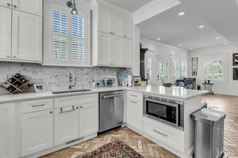 429 Huger Street Charleston SC 29403