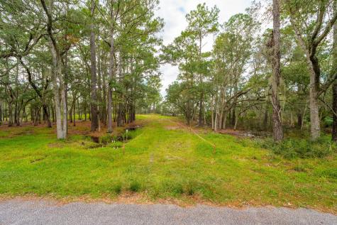 1420 Headquarters Plantation Drive Johns Island SC 29455