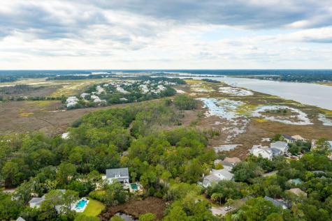 1420 Headquarters Plantation Drive Johns Island SC 29455