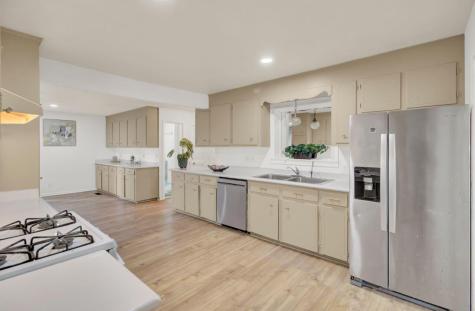 5809 Stewart Street Hanahan SC 29410