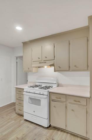 5809 Stewart Street Hanahan SC 29410