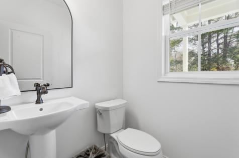 639 N Laurel Street Summerville SC 29483