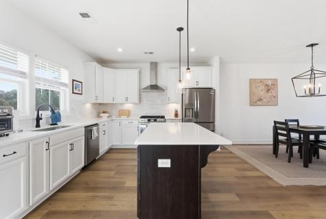 639 N Laurel Street Summerville SC 29483