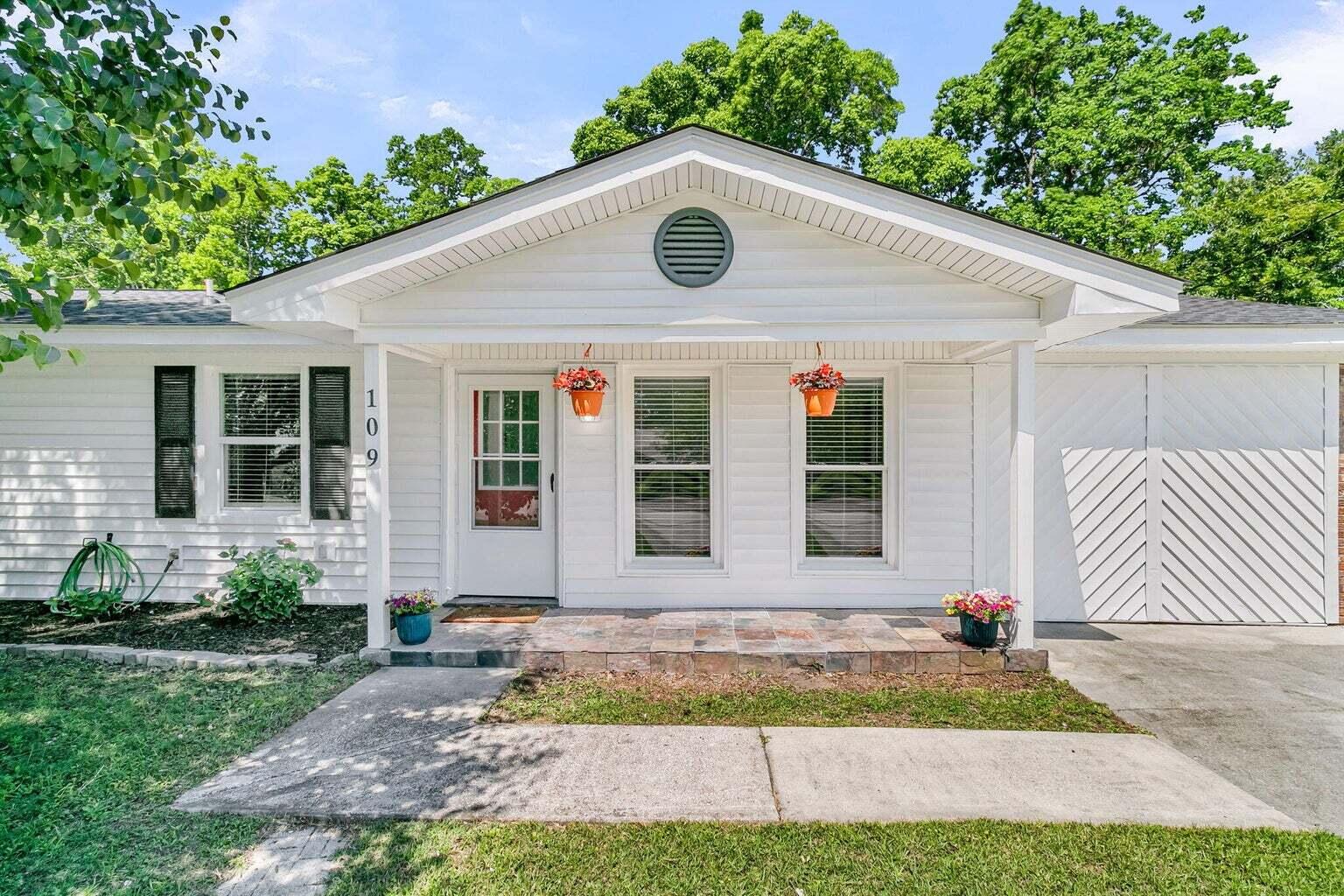 109 Camellia Road Goose Creek SC 29445