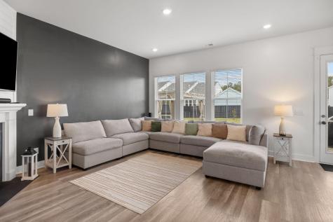 190 Helena Park Drive Summerville SC 29486