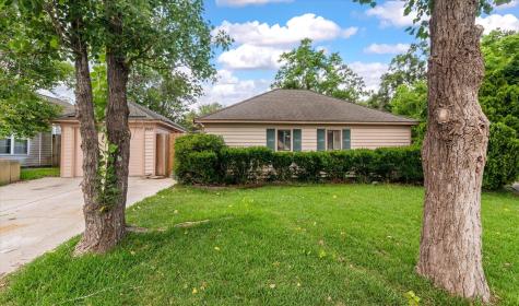8687 Elsinore Court North Charleston SC 29406