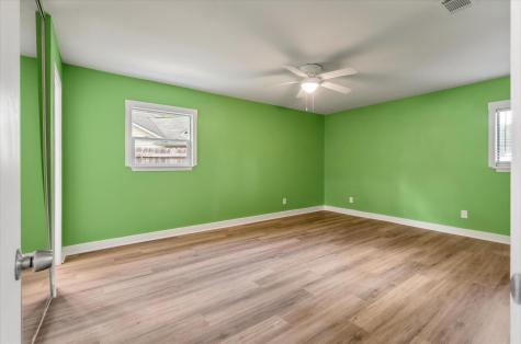 8687 Elsinore Court North Charleston SC 29406